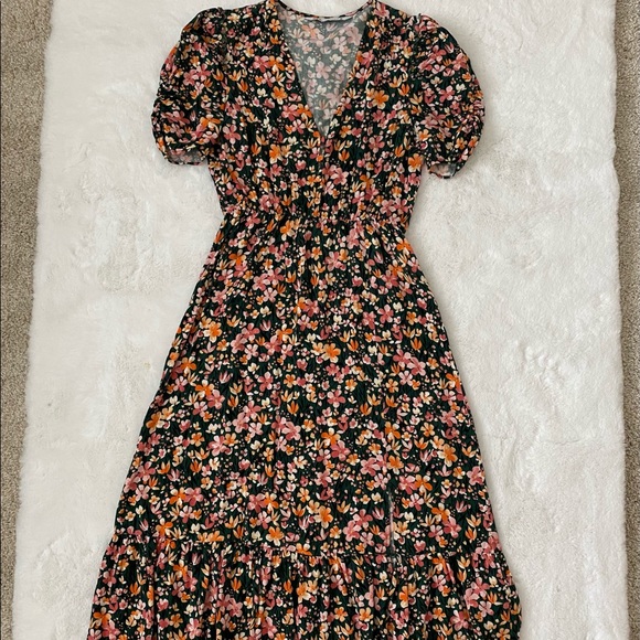 Zara viscose green floral midi dress - Picture 2 of 7